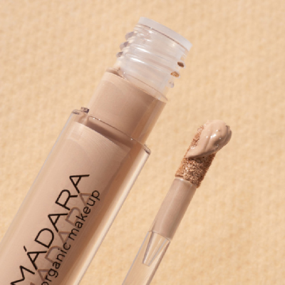 MADARA THE CONCEALER CORRECTOR LUMINOUS 30 WARM LATTE 1UN